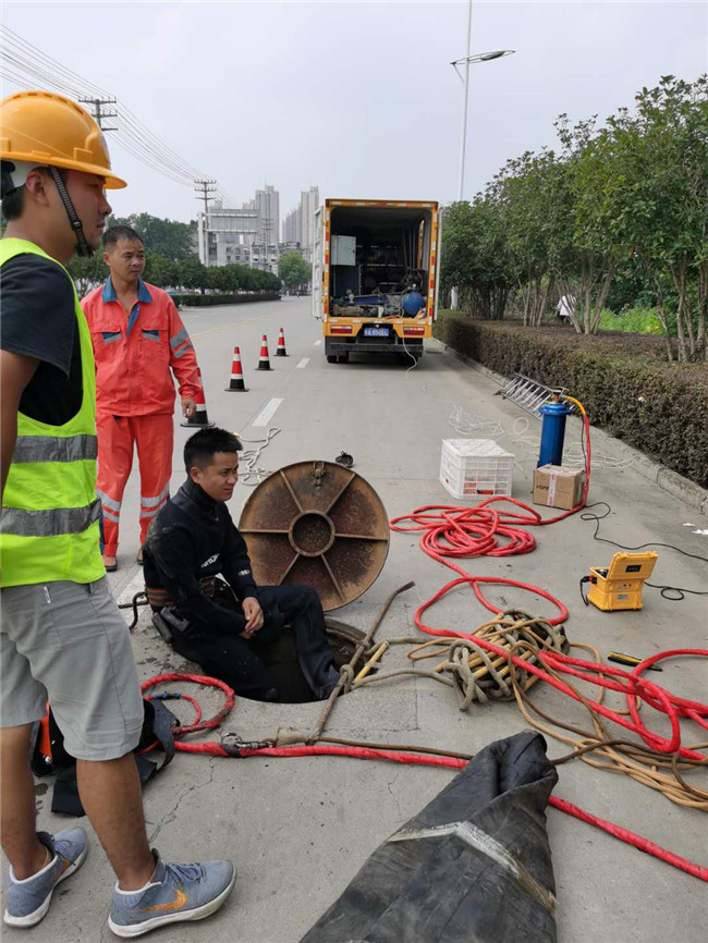织金翻衬法管道修复技术主要工序