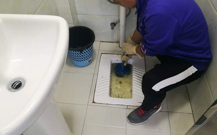 织金疏通蹲坑